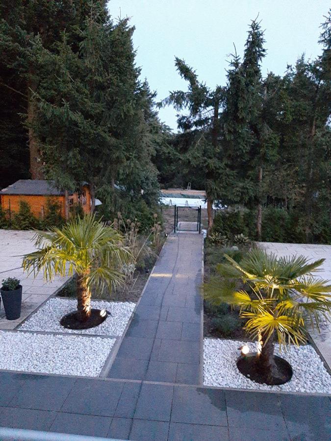 Design Maisonette - 24H Self-Check-In - Bis 7 Pers - In Direkter Weihernaehe - Parkplatz - Wifi - Balkon -Terrasse - Radwege Schiffweiler Exterior foto